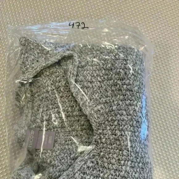 Chico’s Size M (1)knit V-Neck Pullover Batwing Sweater Gray knit casual - Picture 10 of 10